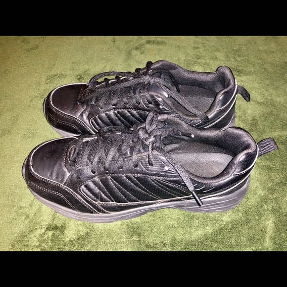 Mens Shoe Sz. 10.5 - Picture 3 of 7